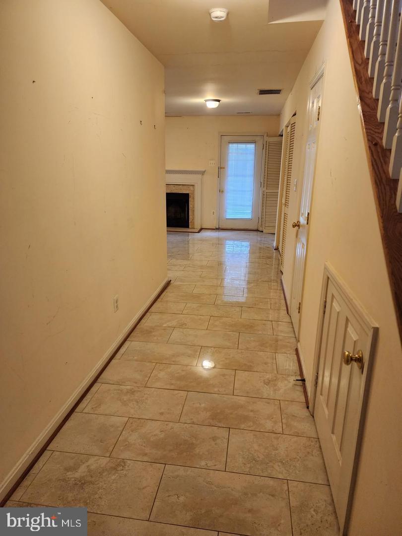 12102 Wallower WAY