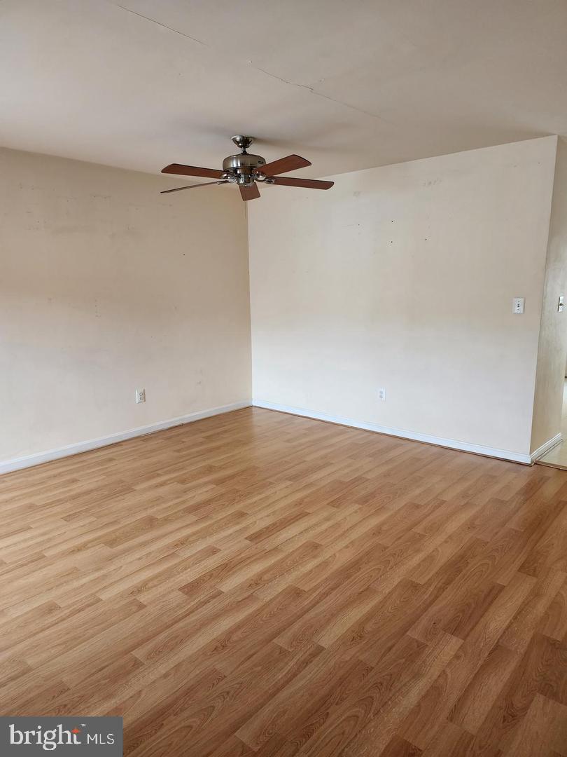 12102 Wallower WAY