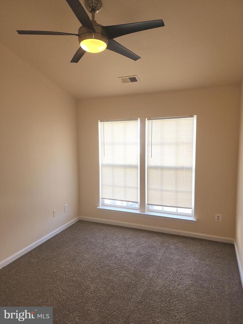12102 Wallower WAY
