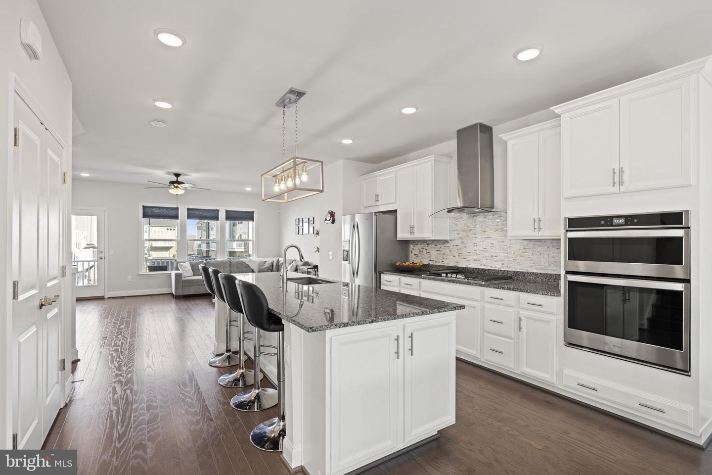 1950 Greenbriar Hall ROAD