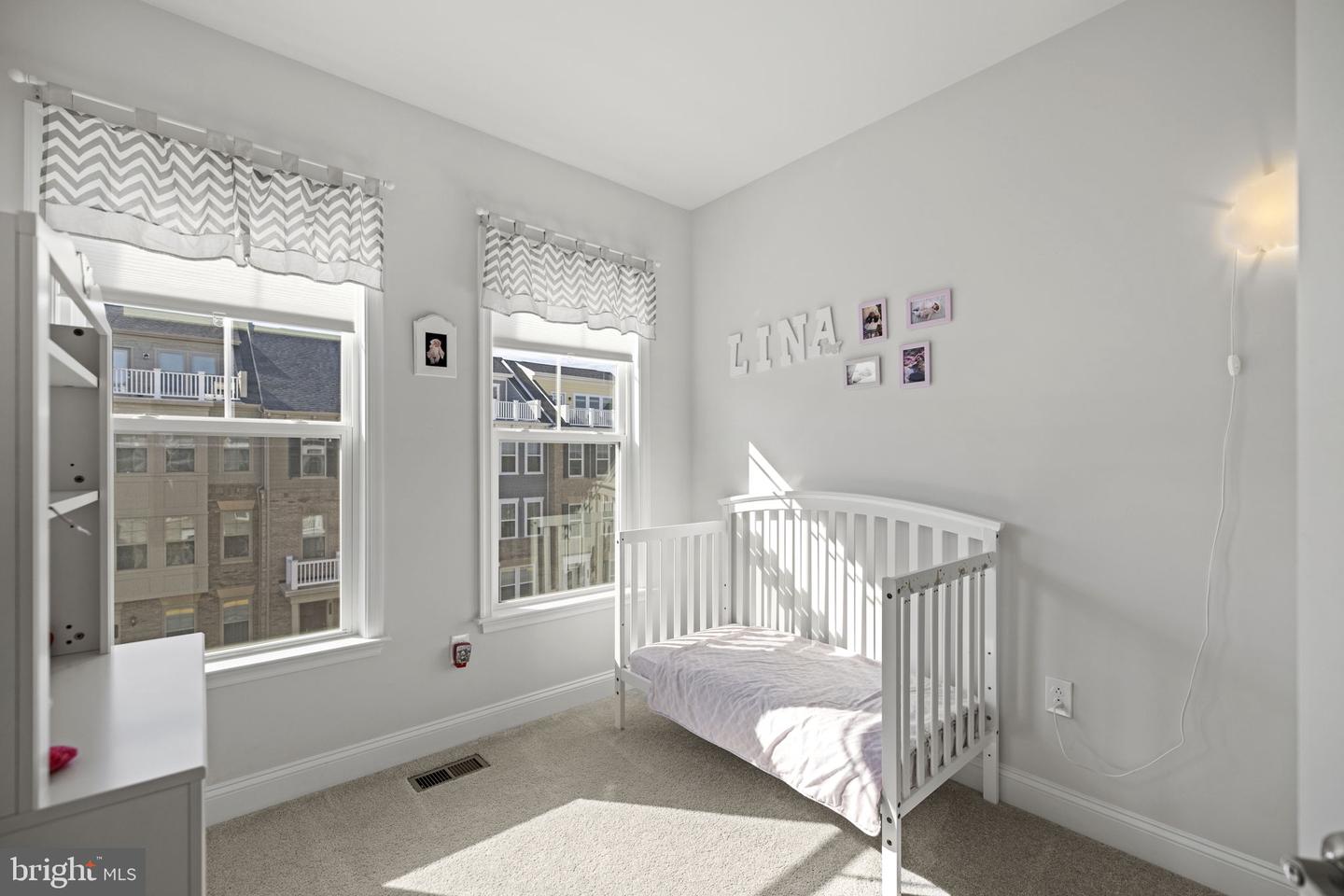 1950 Greenbriar Hall ROAD