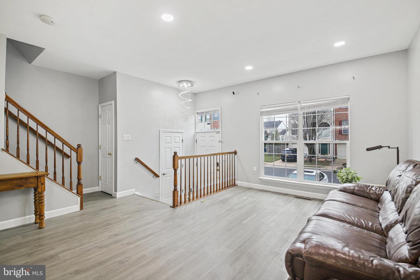14216 Hunters Run WAY