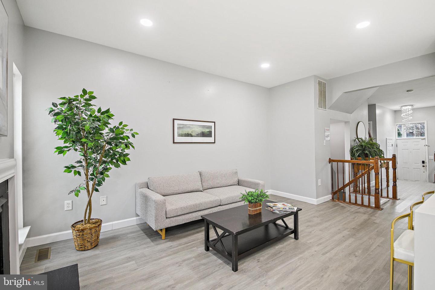 14216 Hunters Run WAY