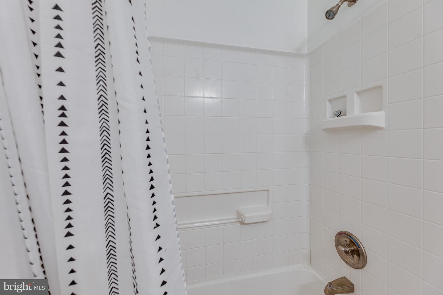 15536 Horseshoe LANE Unit: 536