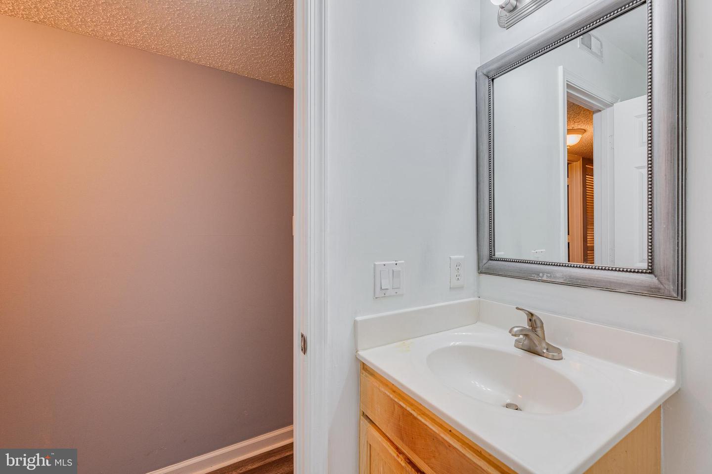 15536 Horseshoe LANE Unit: 536