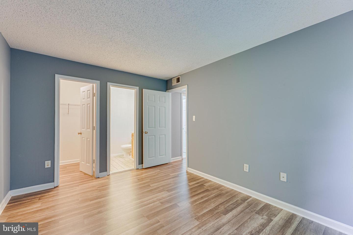 15536 Horseshoe LANE Unit: 536