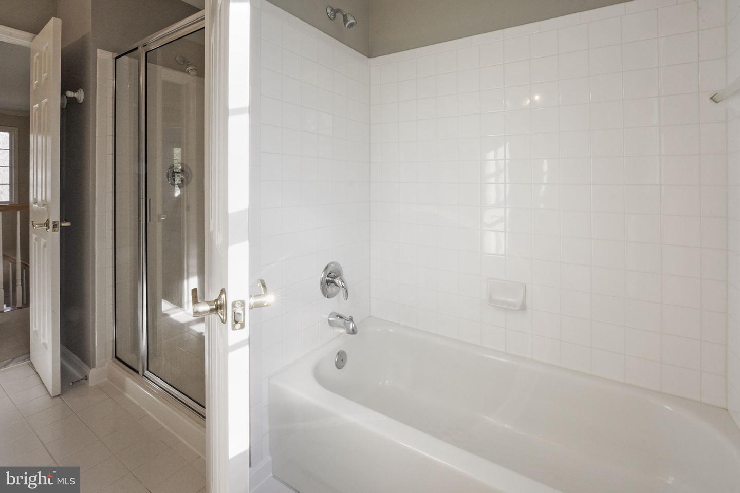 17912 Swans Creek LANE