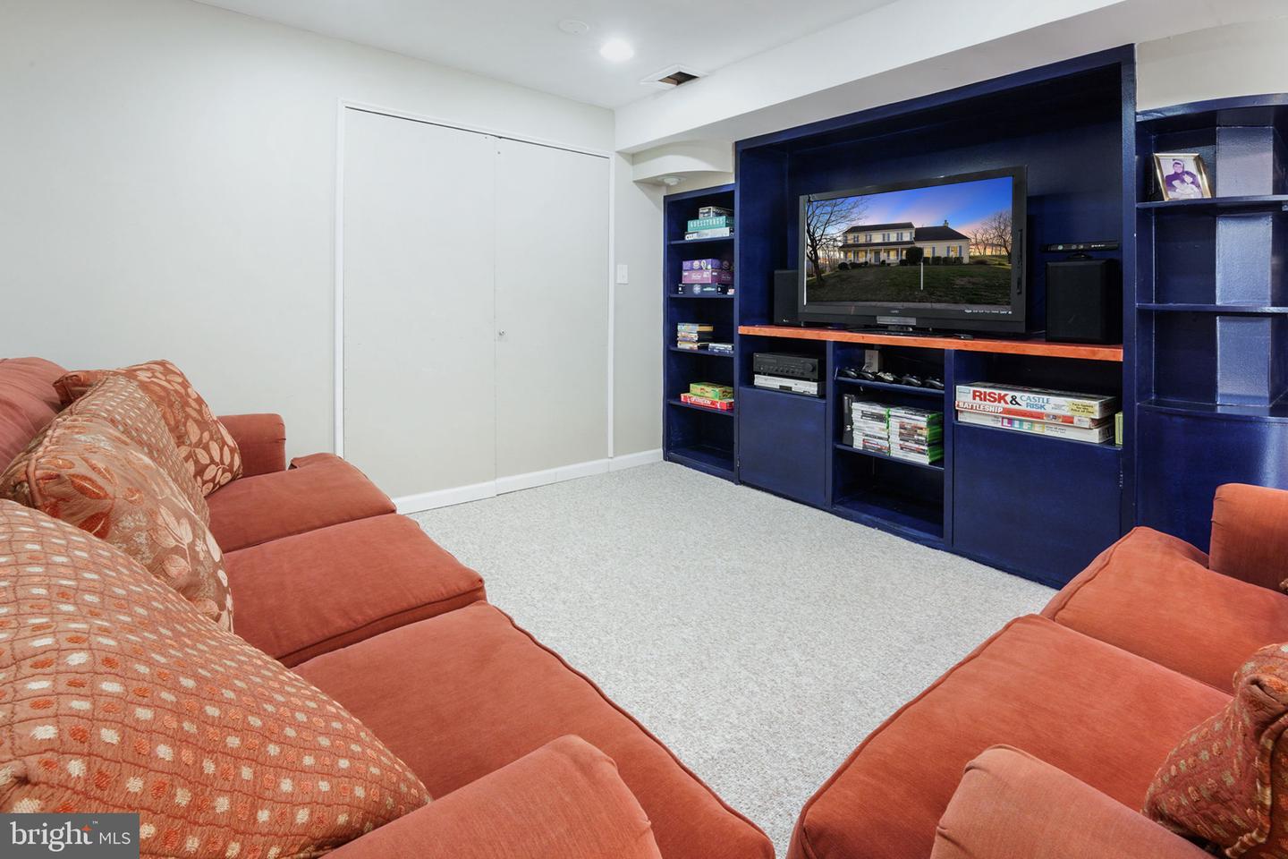 17912 Swans Creek LANE