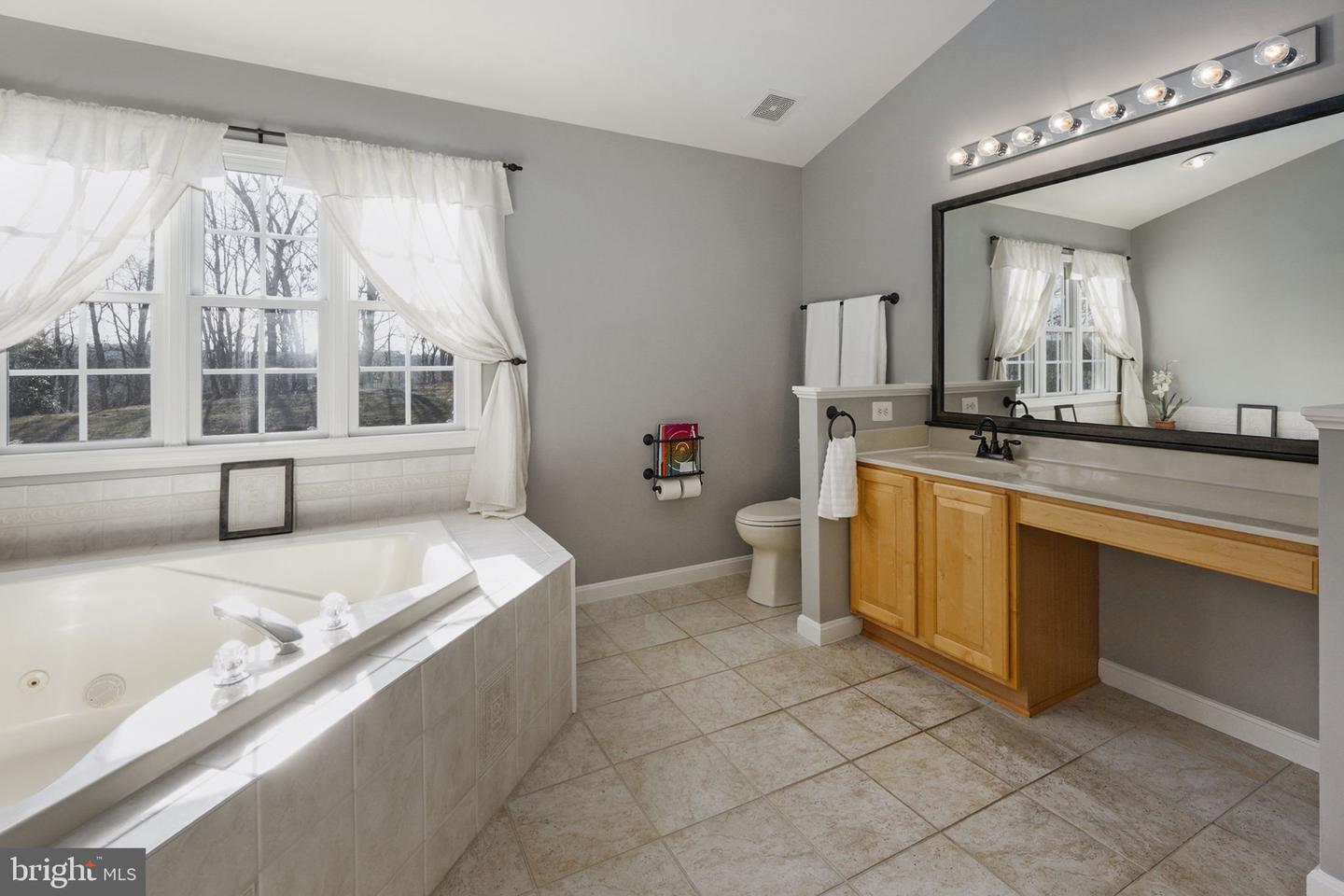 17912 Swans Creek LANE