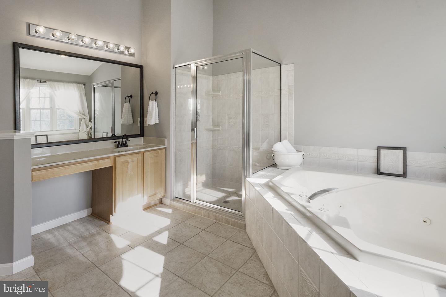 17912 Swans Creek LANE