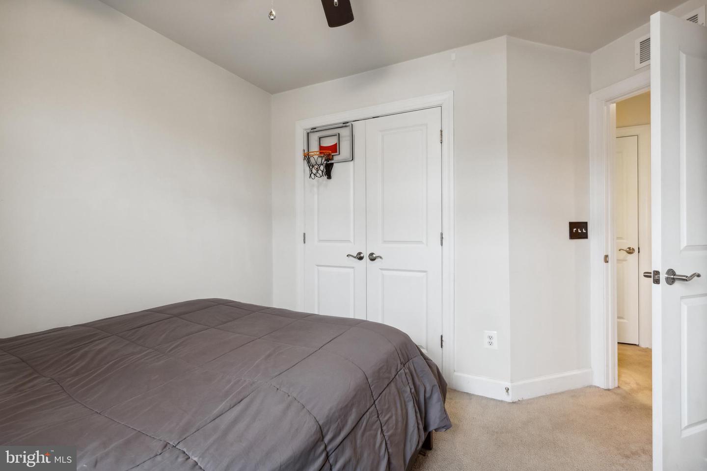 8481 Craggan LANE