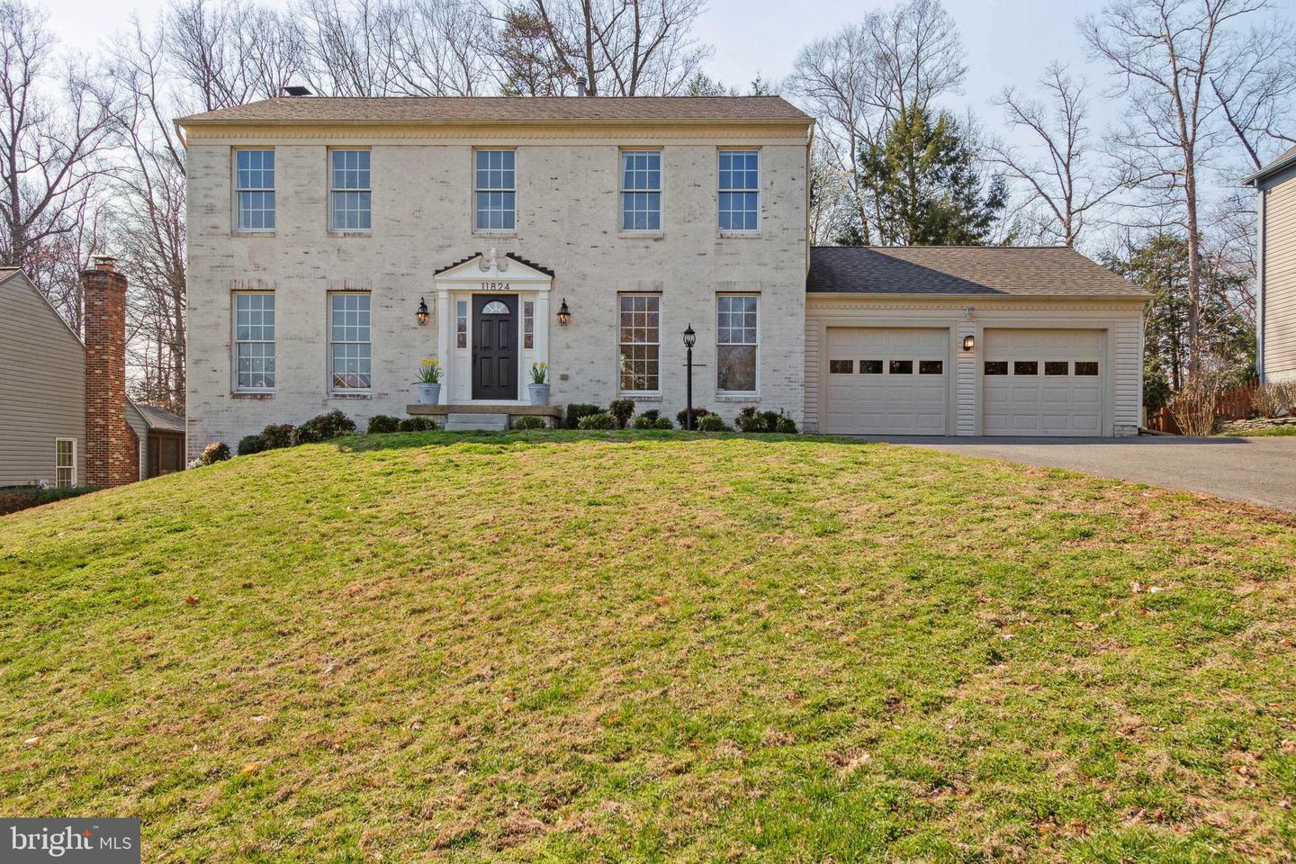 11824 Troika COURT