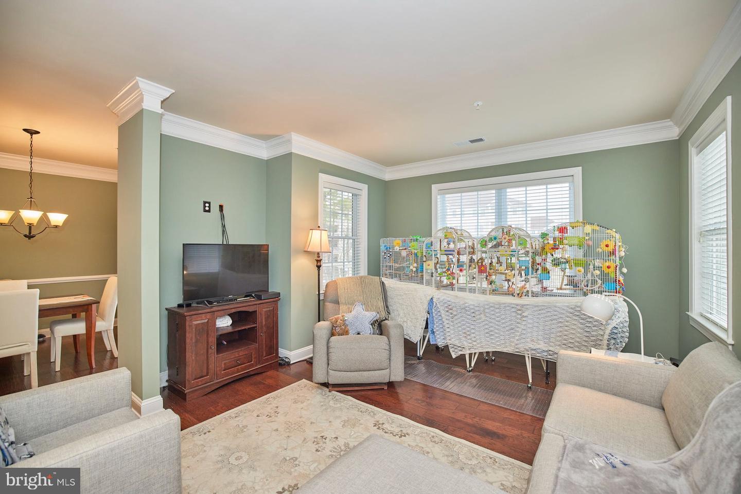 15211 Royal Crest DRIVE Unit: 204