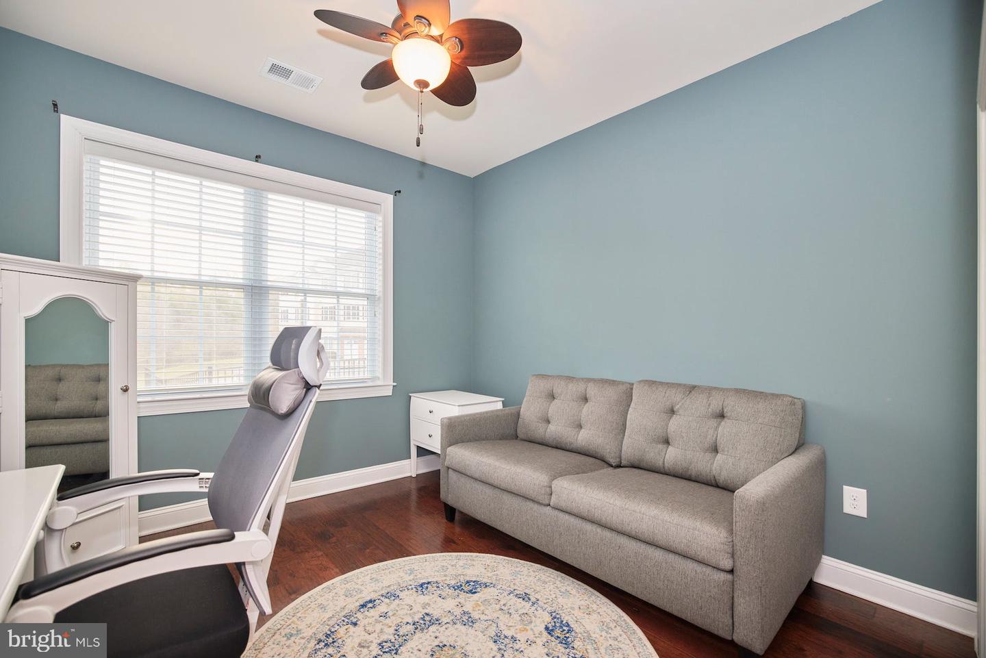 15211 Royal Crest DRIVE Unit: 204
