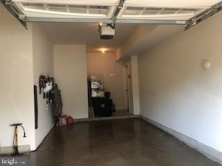 15211 Royal Crest DRIVE Unit: 204
