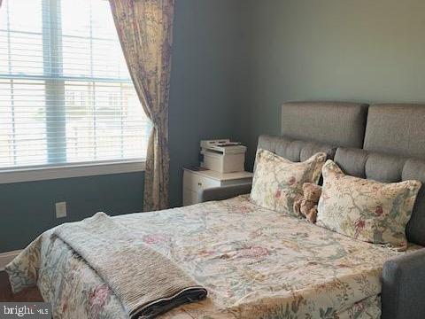 15211 Royal Crest DRIVE Unit: 204