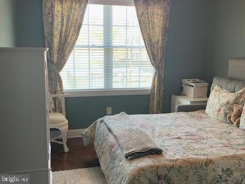 15211 Royal Crest DRIVE Unit: 204