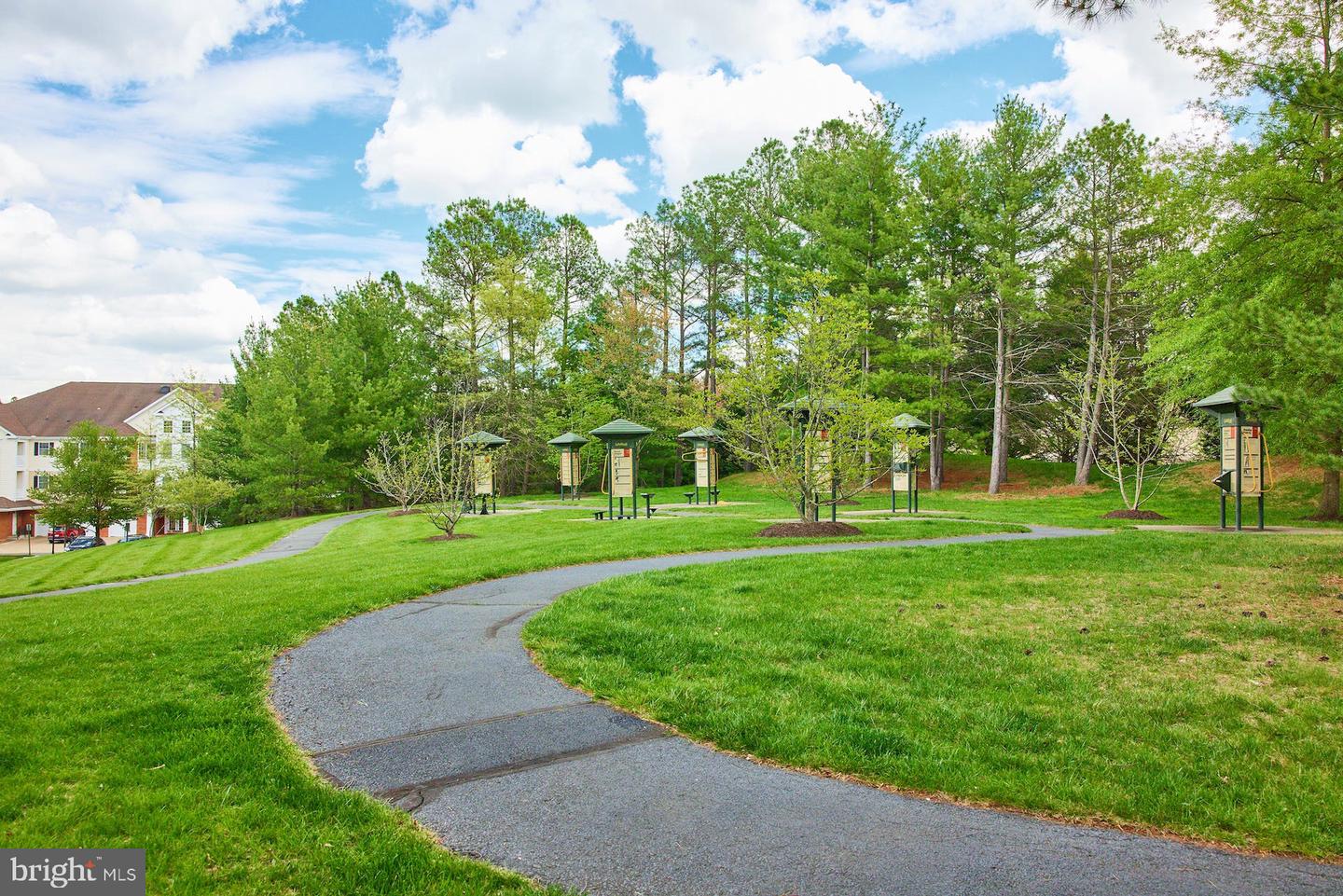 15211 Royal Crest DRIVE Unit: 204