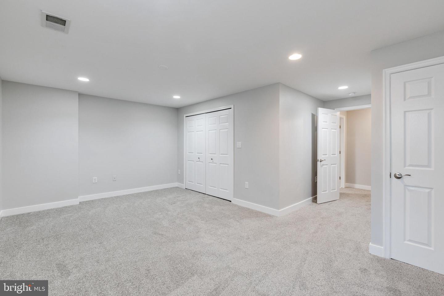 14498 Whisperwood COURT