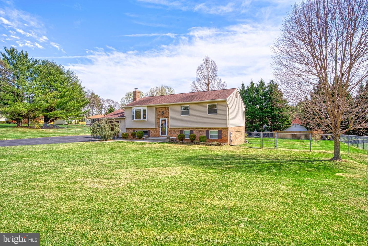 16061 Simon Kenton ROAD