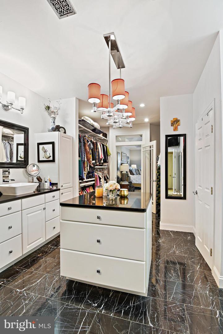 5503 Rodriquez LANE