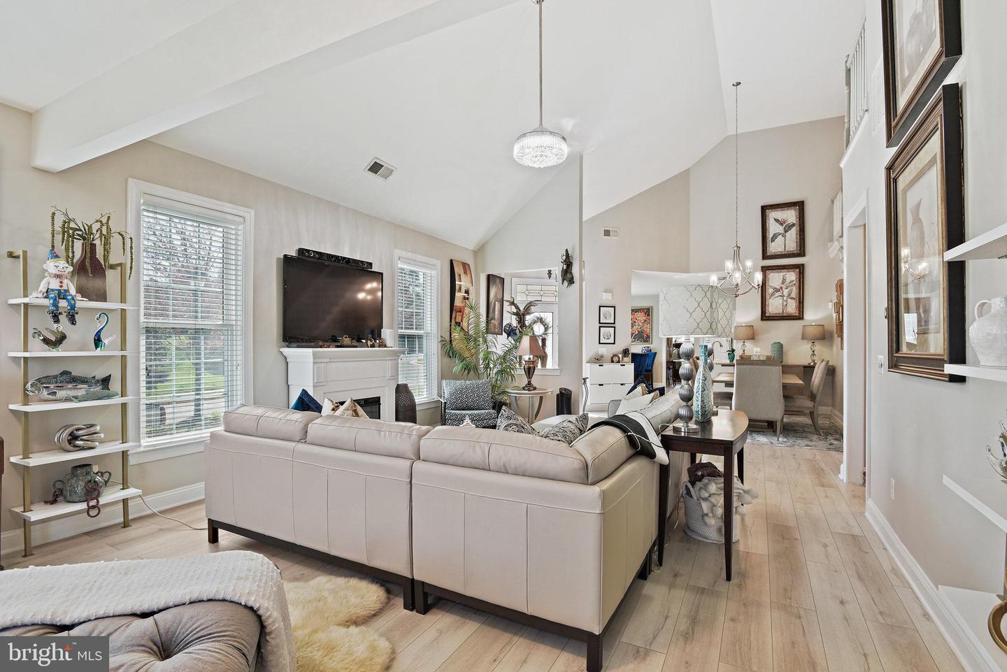 5503 Rodriquez LANE