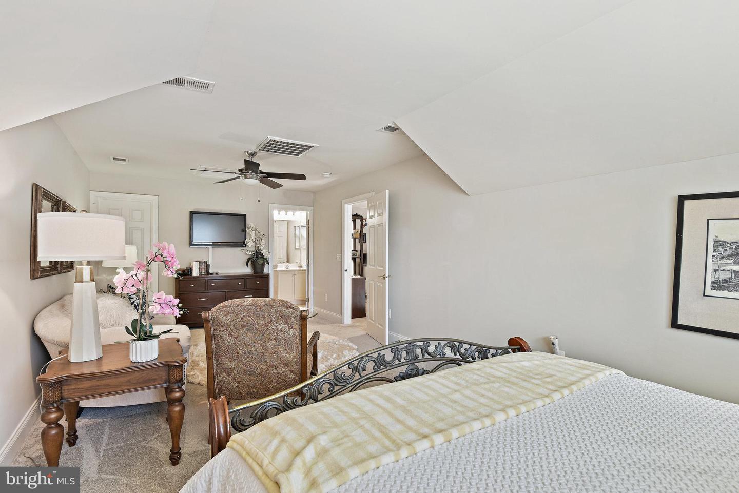 5503 Rodriquez LANE