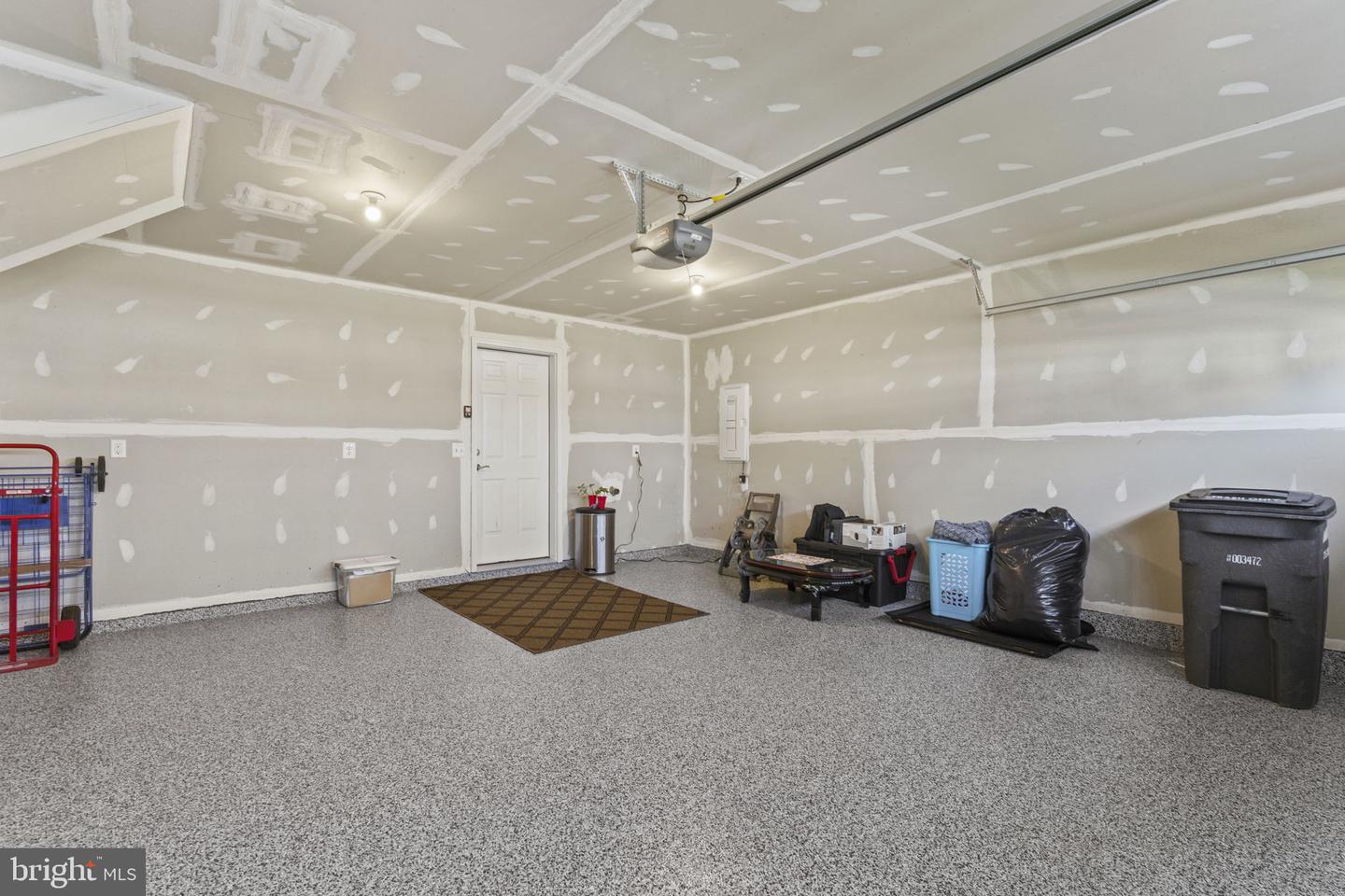 8735 Elsing Green DRIVE