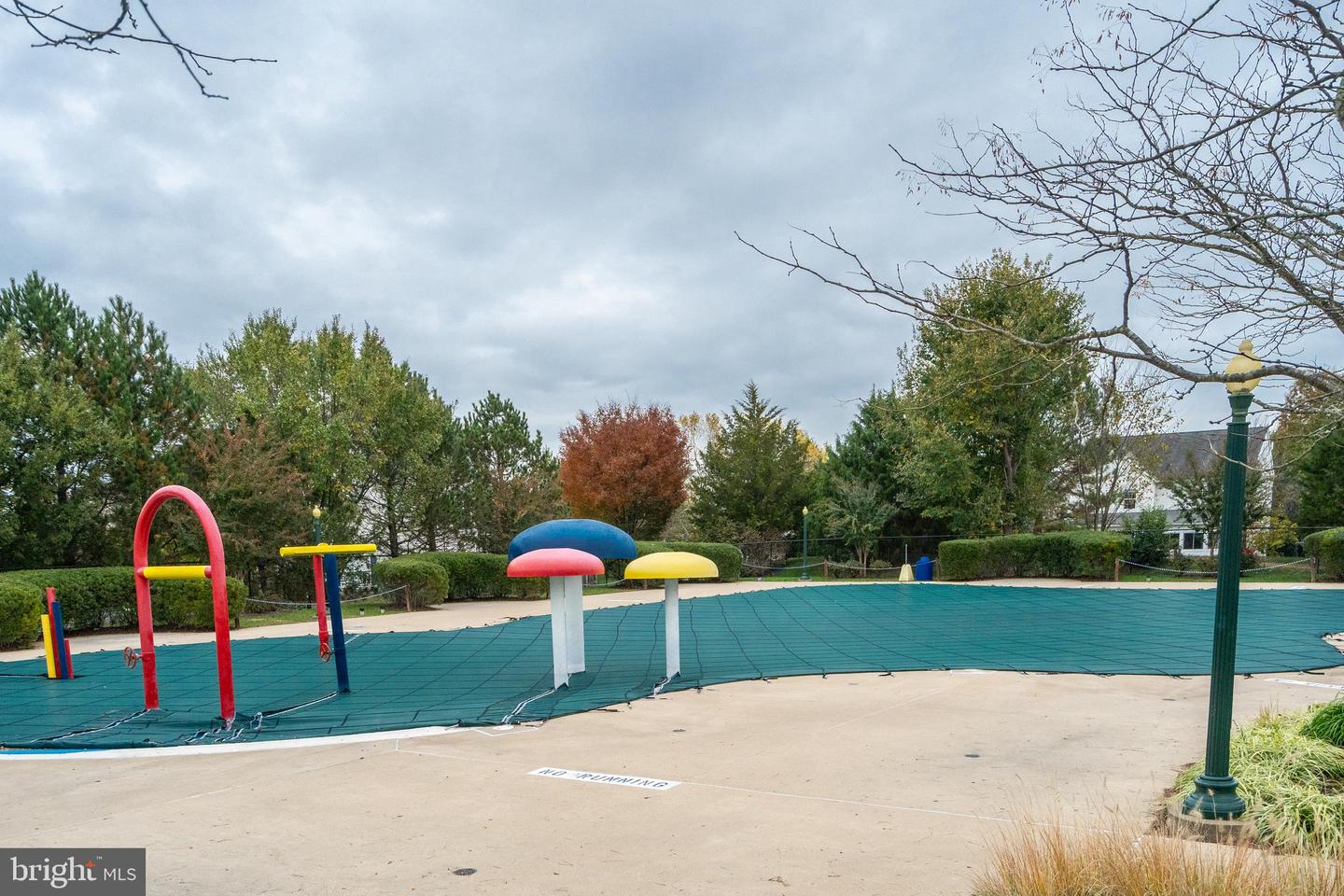 12806 Rannoch Forest CIRCLE