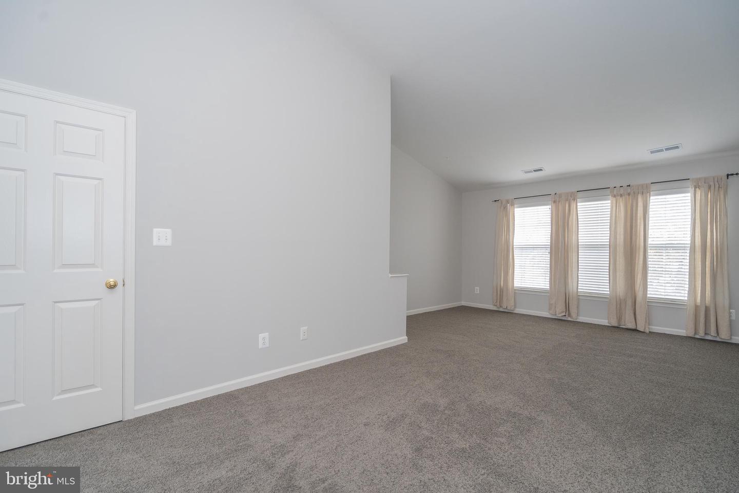 12806 Rannoch Forest CIRCLE