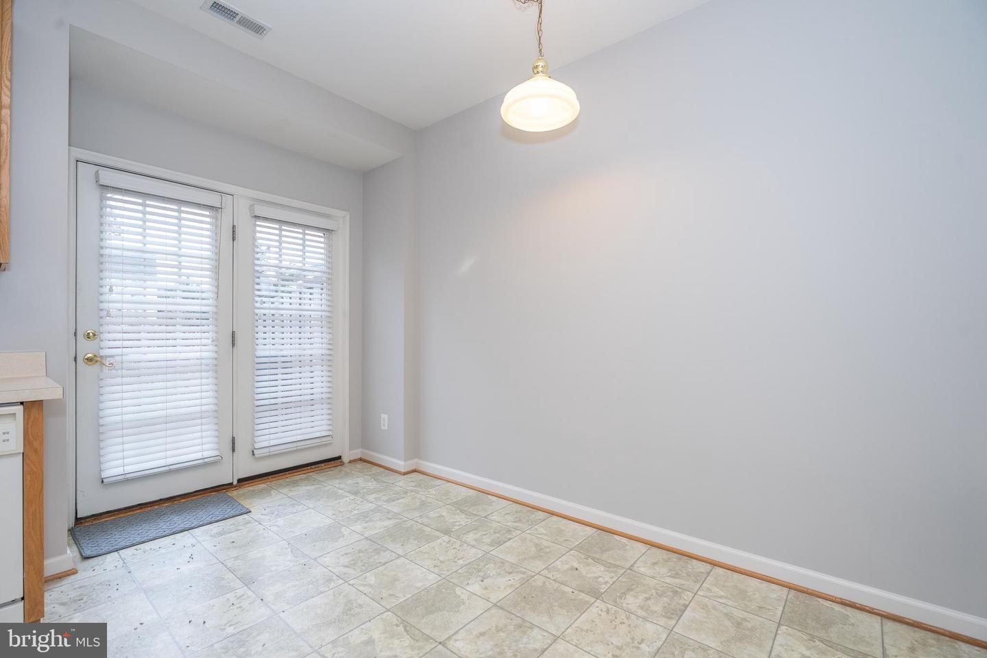 12806 Rannoch Forest CIRCLE