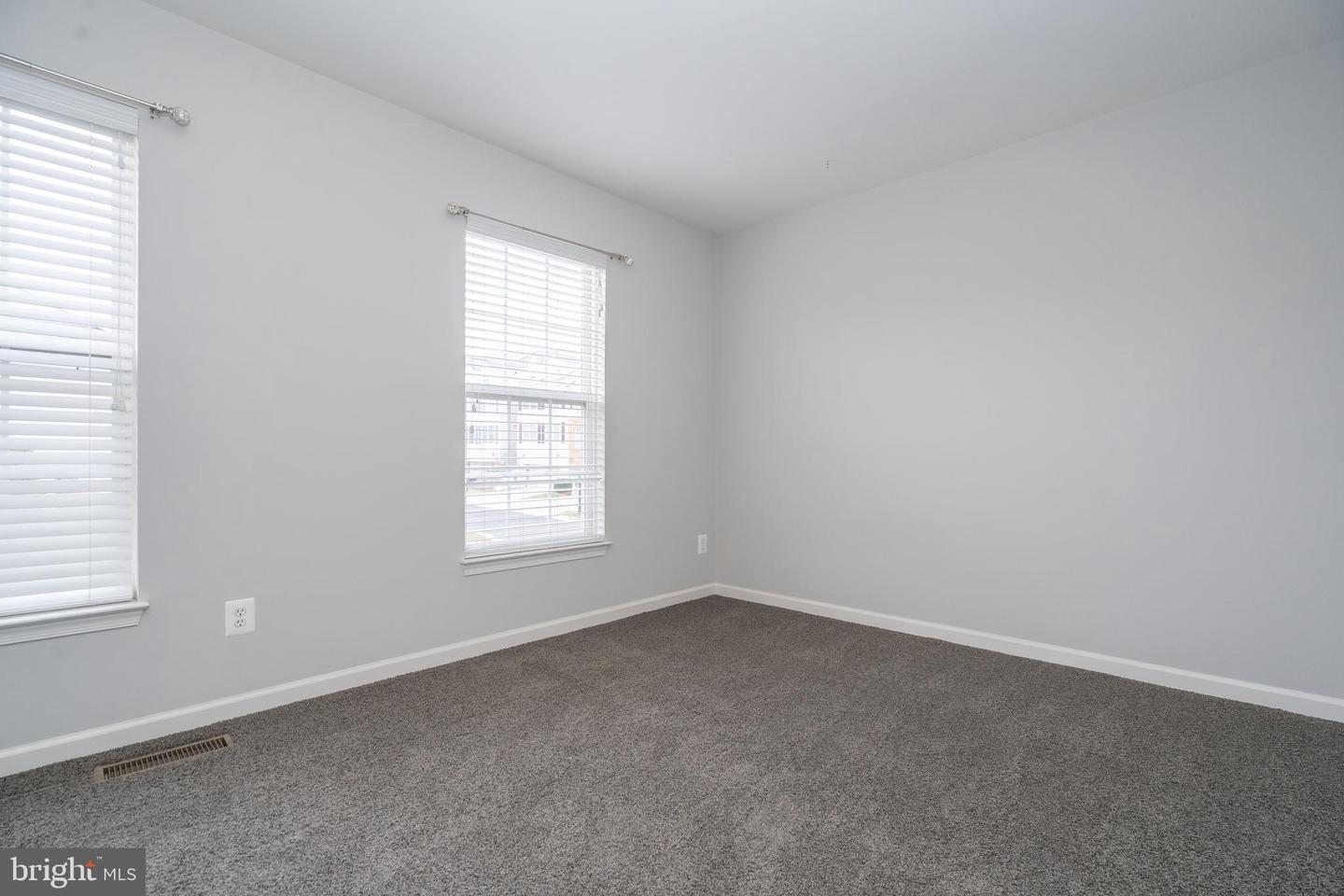 12806 Rannoch Forest CIRCLE