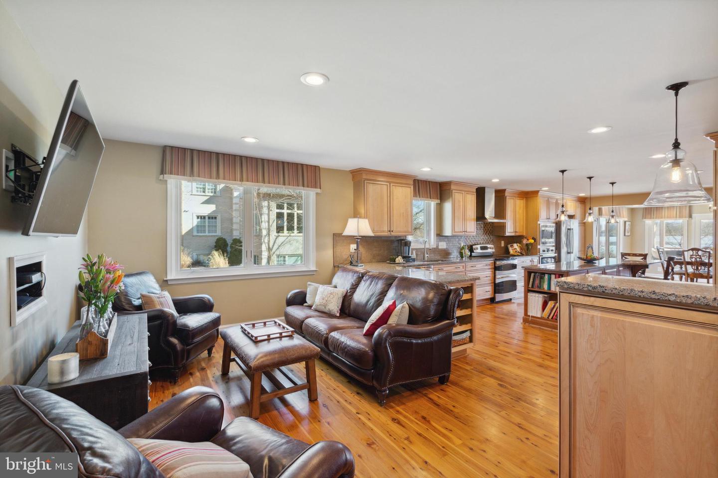 18497 Running Pine COURT