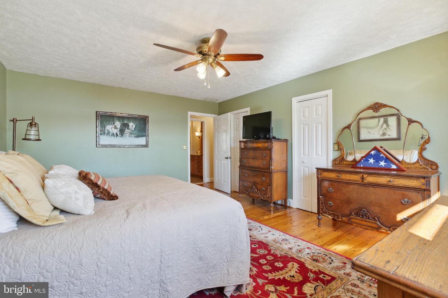 18497 Running Pine COURT
