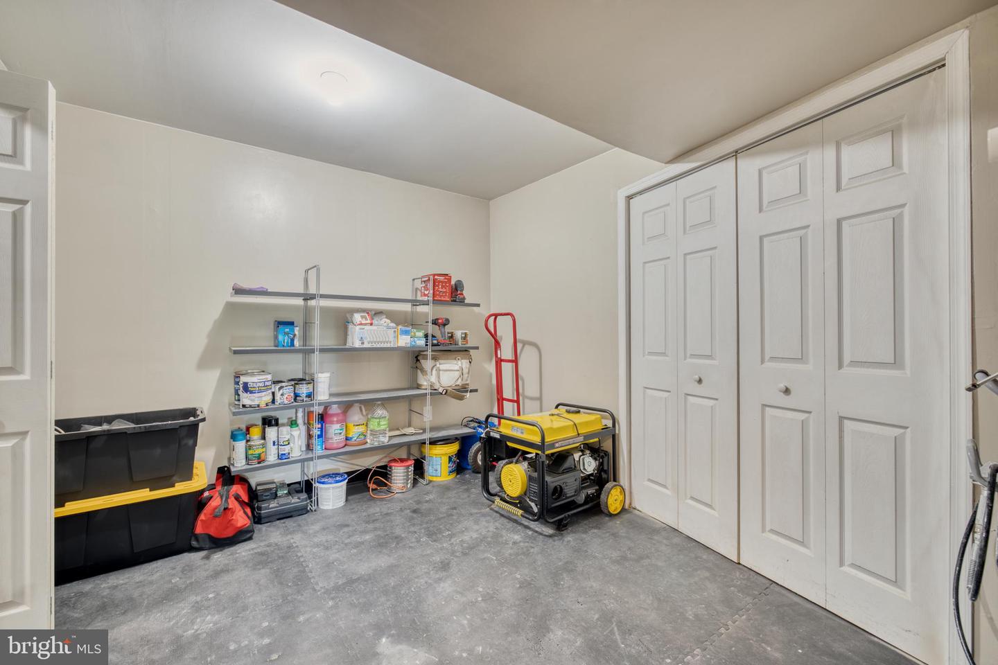 12058 Etta PLACE