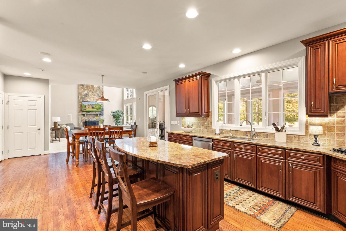 15042 Medinah COURT