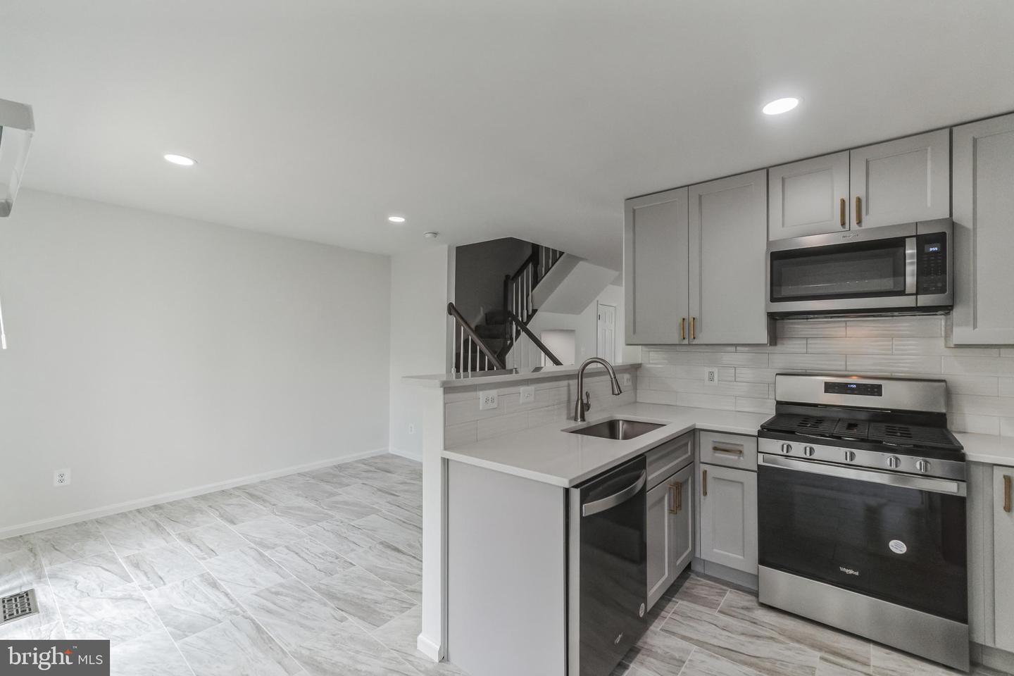 4091 Yellow Stone LOOP