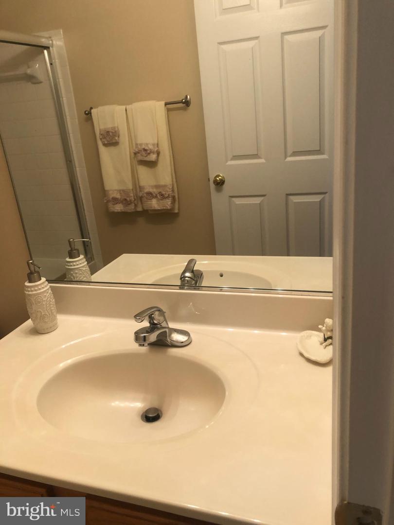 14186 Hunters Run WAY