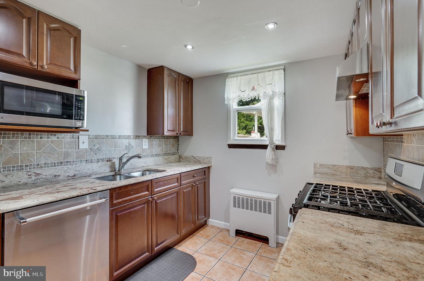 14302 Randall DRIVE