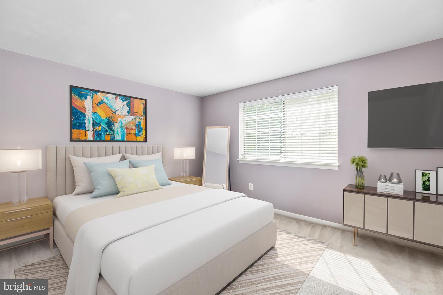 1523 Colonial DRIVE Unit: 102