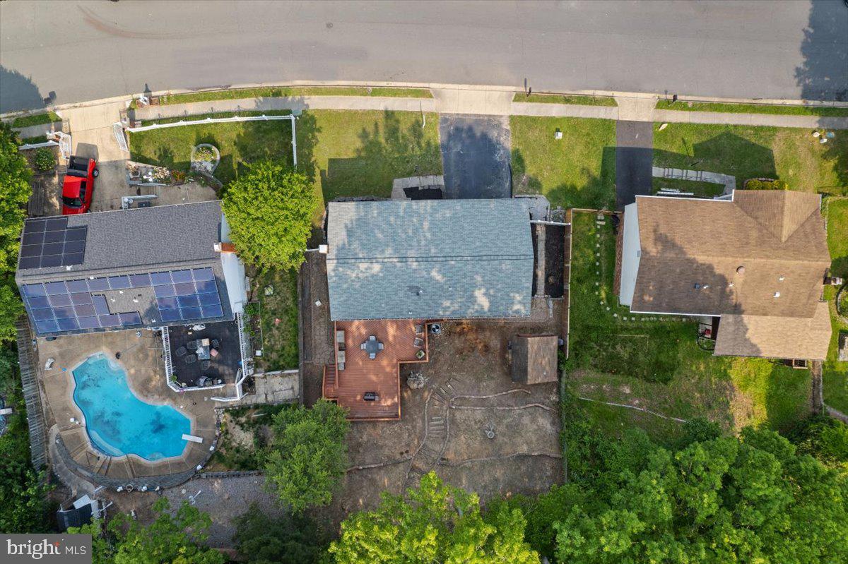 5557 Neddleton AVENUE