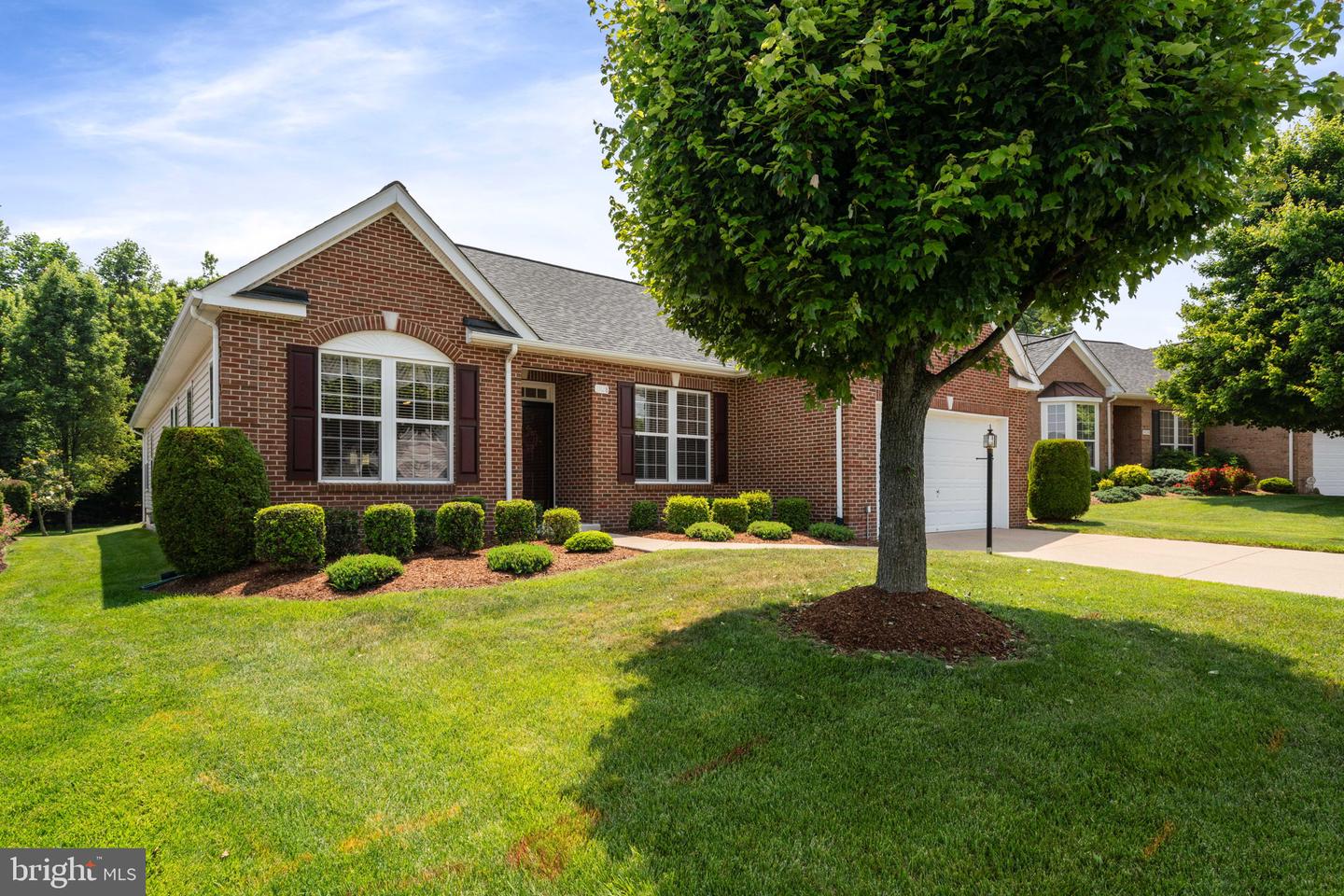 3928 Solstice LANE