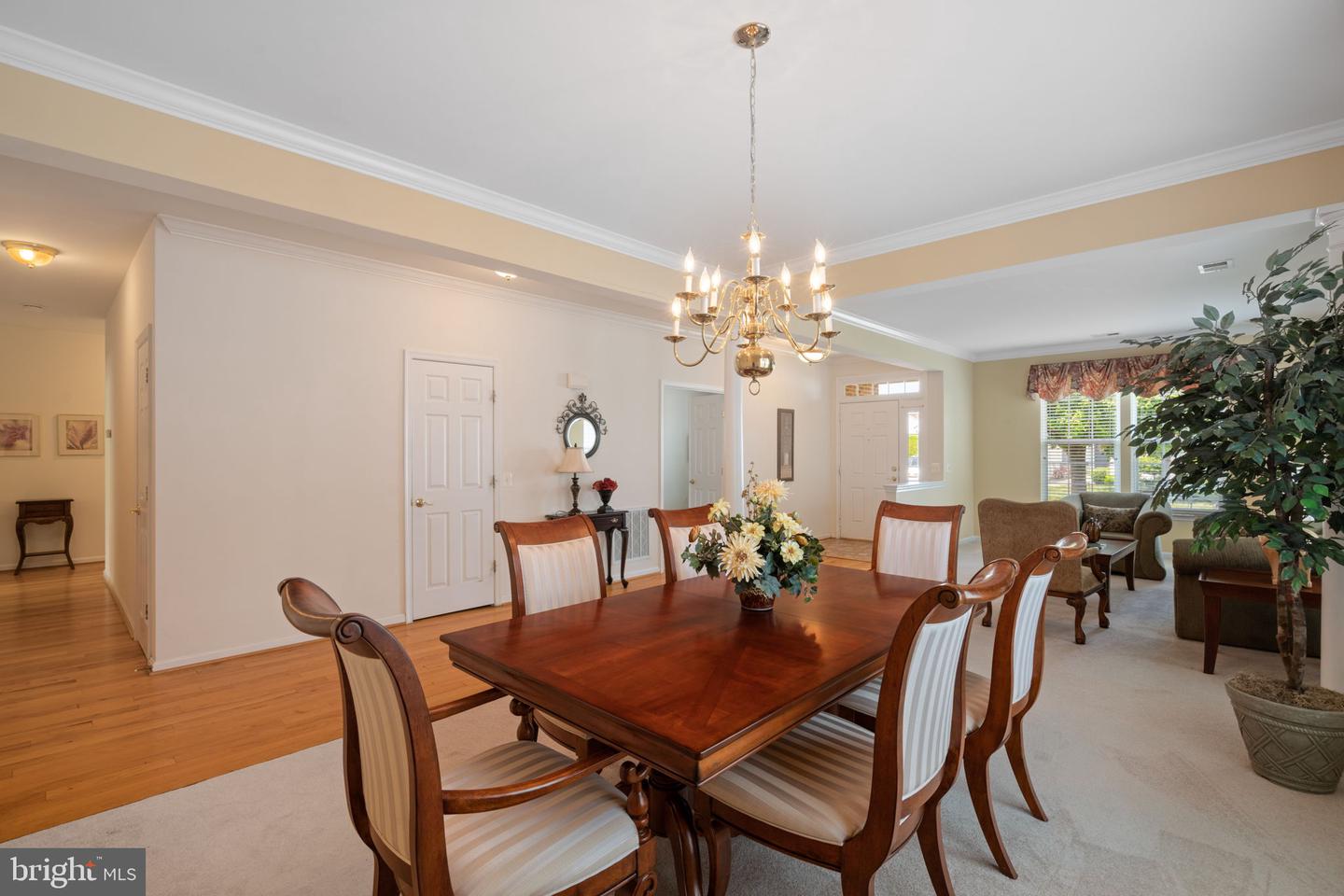 3928 Solstice LANE