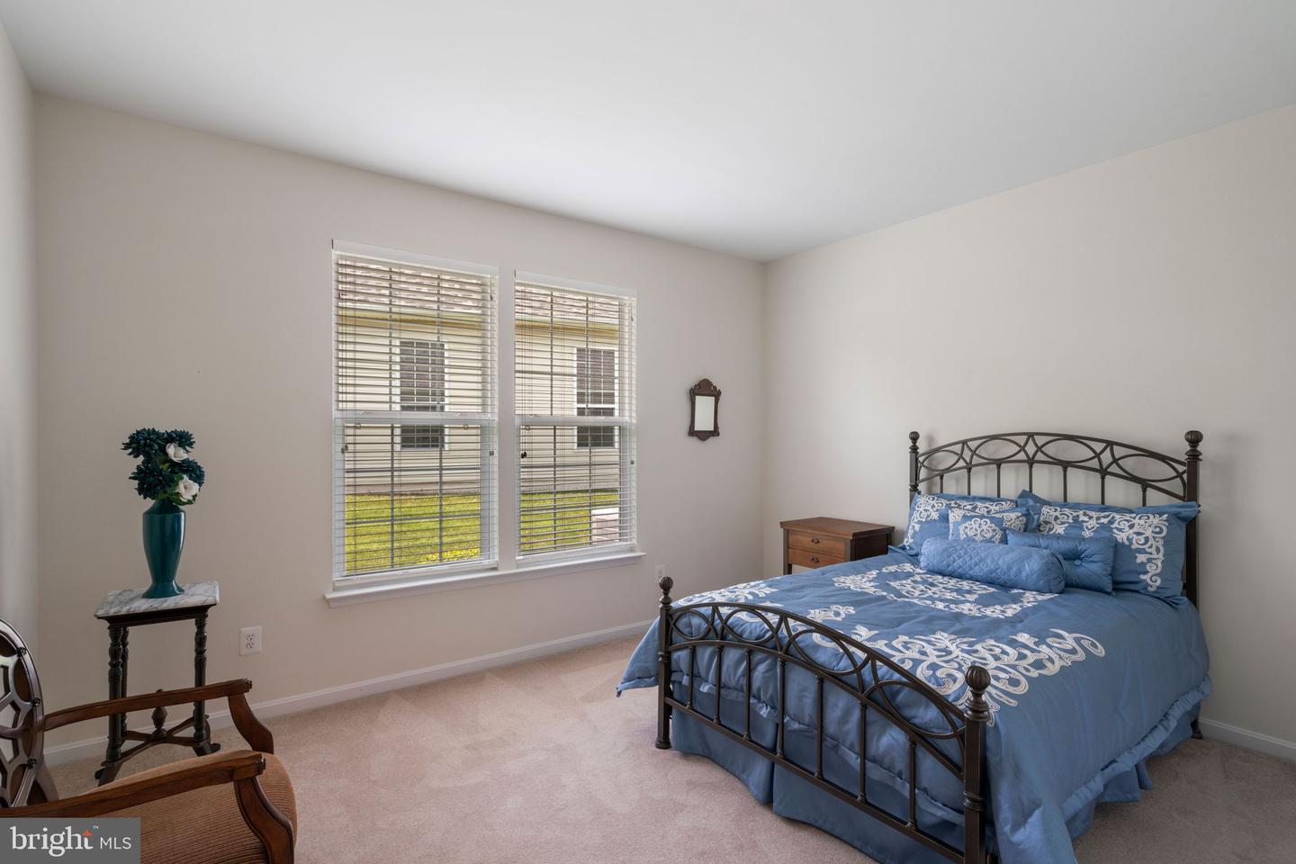 3928 Solstice LANE
