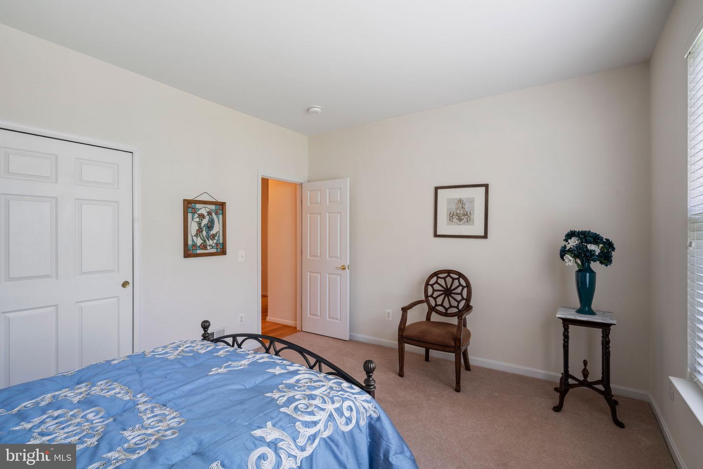 3928 Solstice LANE