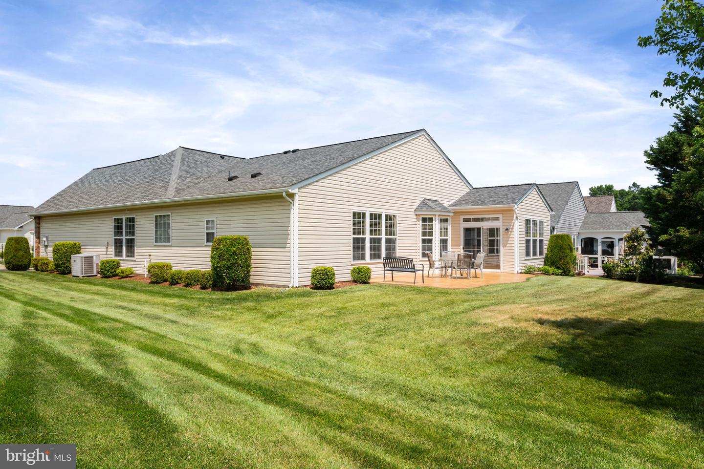 3928 Solstice LANE