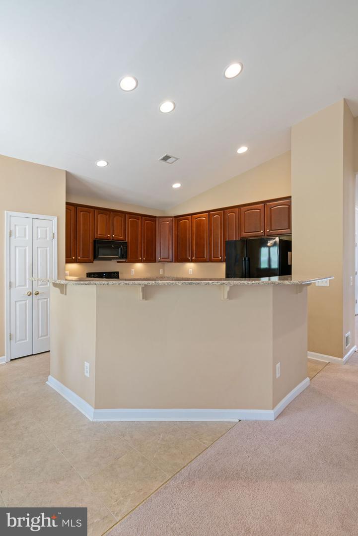 3928 Solstice LANE