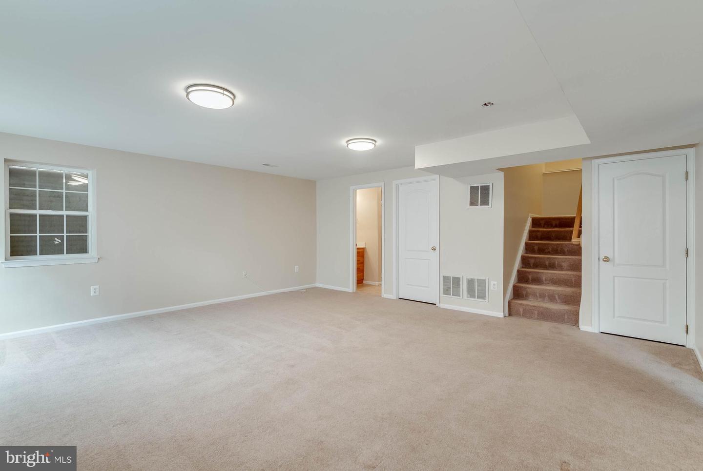 15704 Renton COURT
