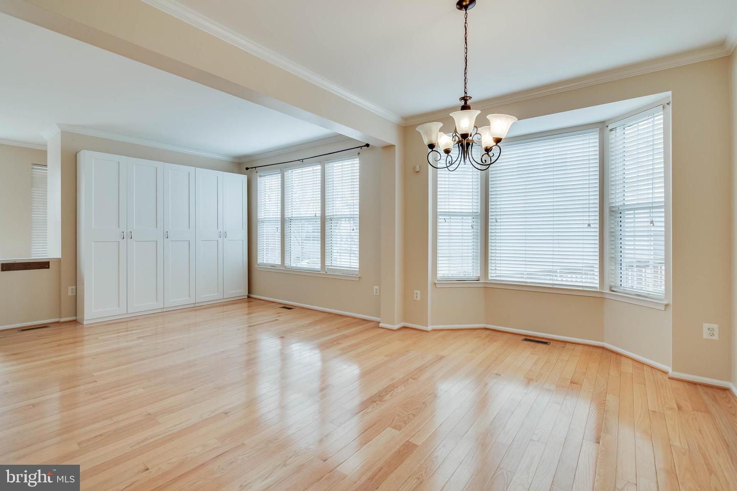 15704 Renton COURT