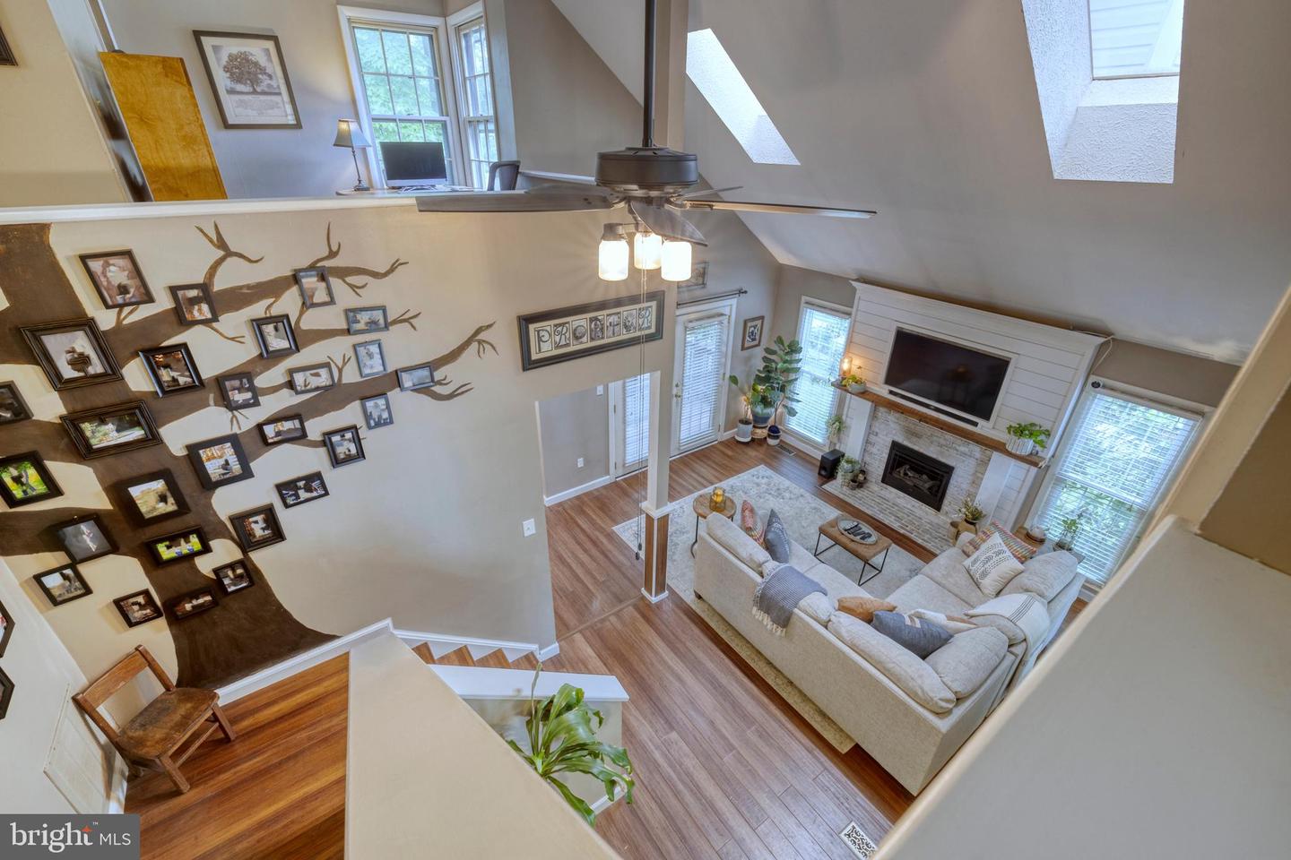 4909 Tallowwood DRIVE